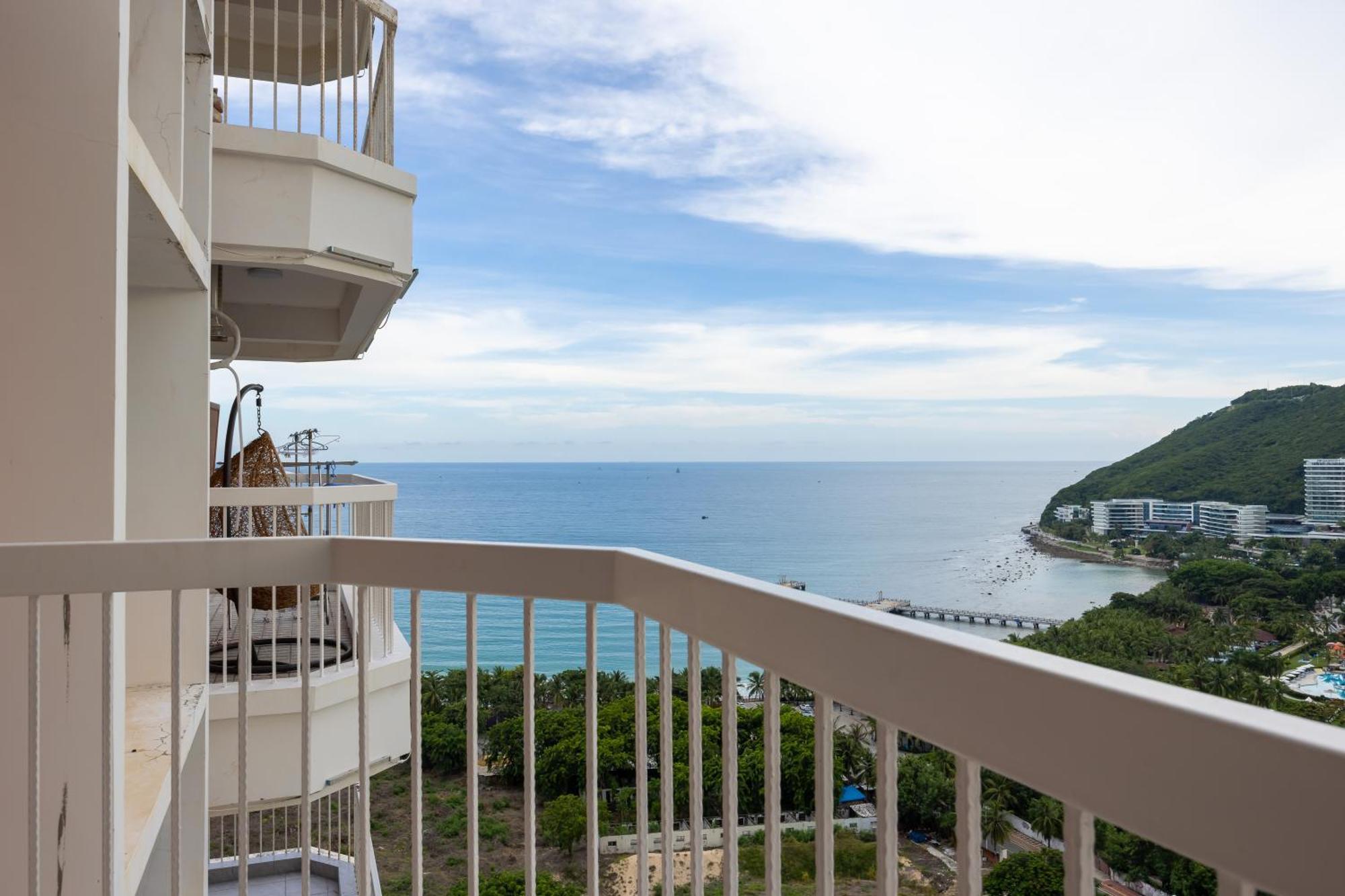 Sanya Zhi Ai Lily Seaview Apartment Exterior photo