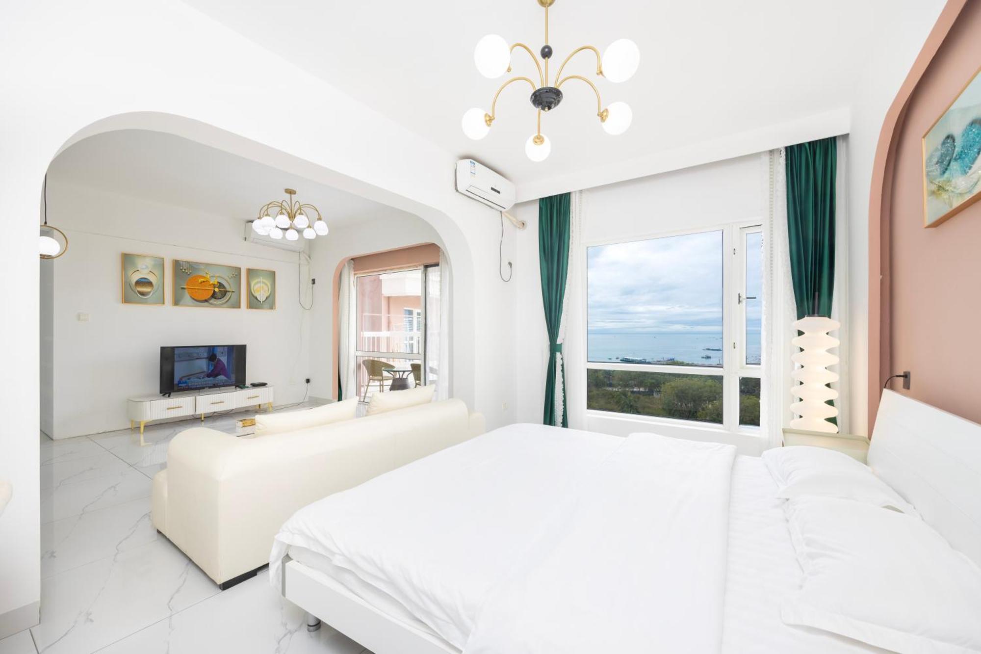 Sanya Zhi Ai Lily Seaview Apartment Exterior photo